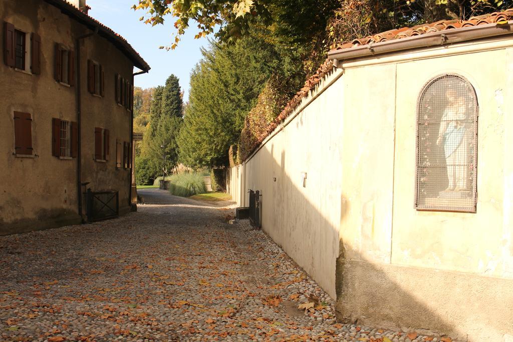 L' Antica Corte Lazzago Como Exterior foto